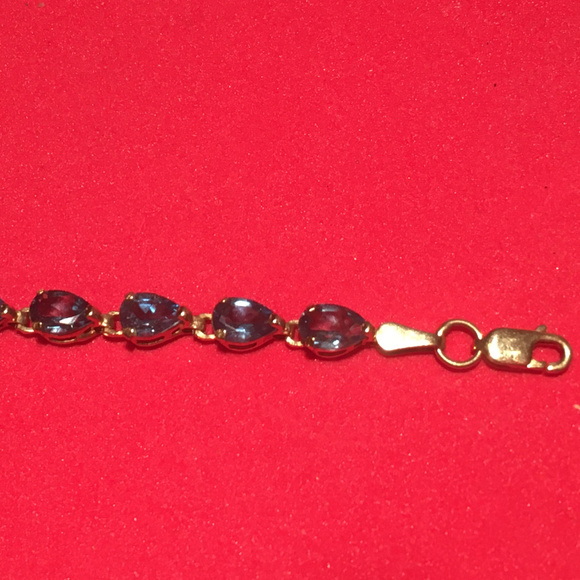London Blue Topaz Bracelet in Yellow Gold - Picture 2 of 4